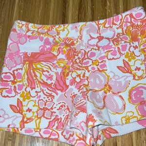 Lilly Pulitzer shorts stretchy elastic pink and orange